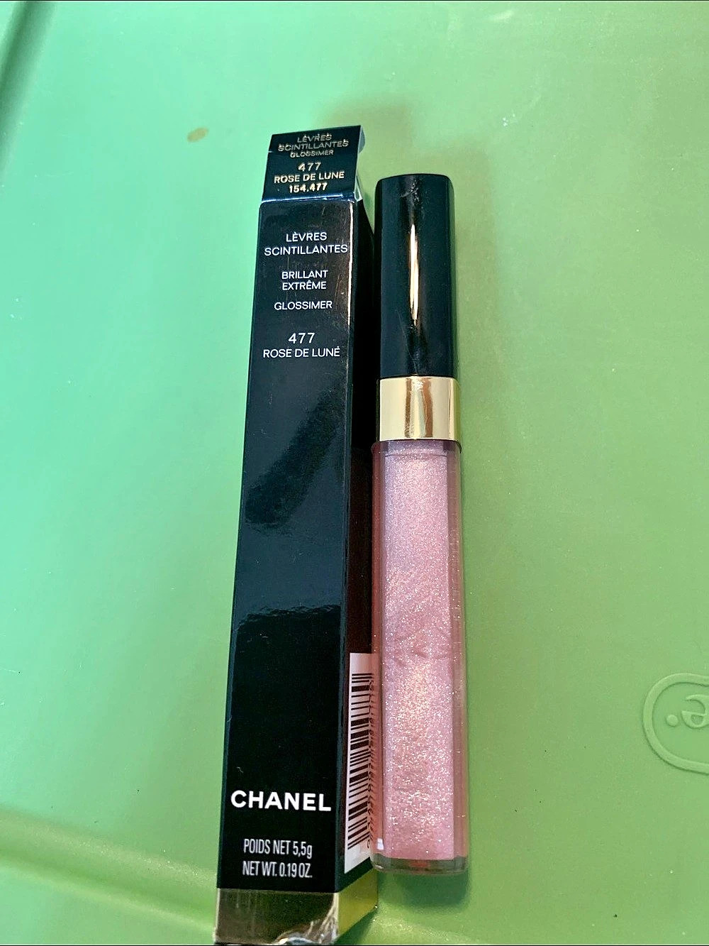 Chanel Lèvres Scintillantes Glossimer 477 Rose de Lune Pink Gloss
